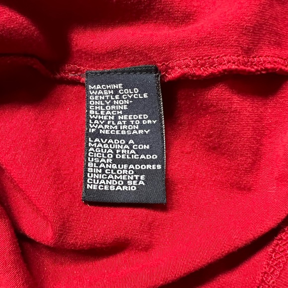 Flattering Red Top - Picture 6 of 6